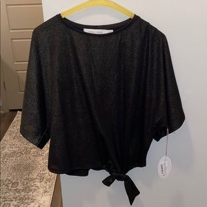 Black sparkly tie in the front top size M